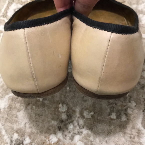 Prada Flats - Picture 13 of 16